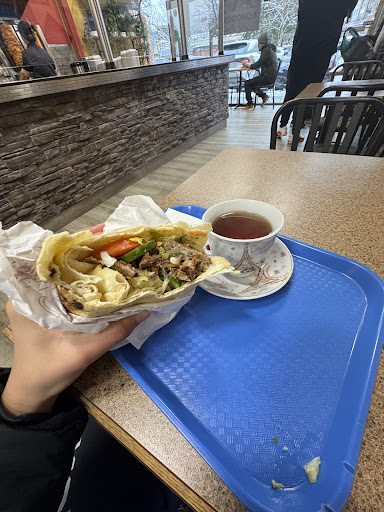 Photo of momo donair - 1264 Marine Dr, North Vancouver, BC V7P 0B2